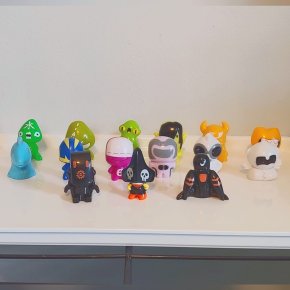 Gogo's Crazy Bones set of 15 - Picture 5 of 6